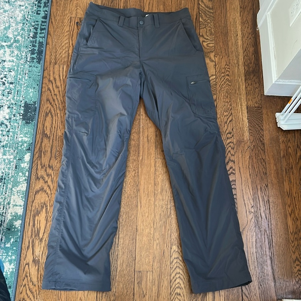 Like New Men’s LL Bean Lined Hiking Pants 32 x 32
